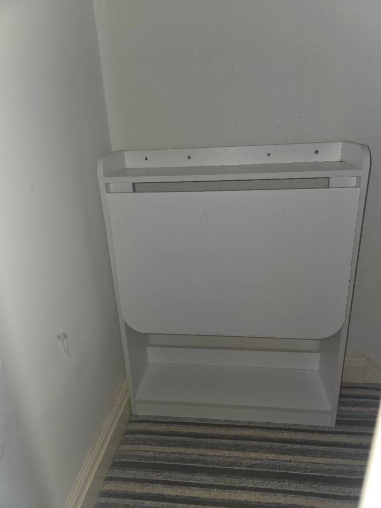 Small space saving foldable desk.