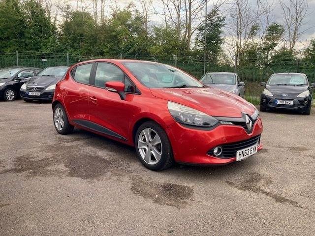 2013 Renault Clio 1.2 16V EXPRESSION + 5dr (75 ps) WITH SERVICE HISTORY AND RECANT CAMBELT  Hatch...
