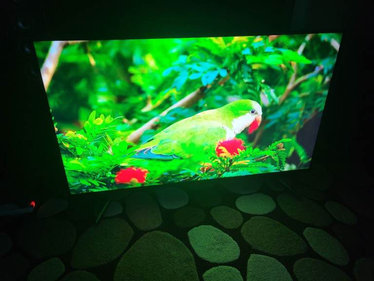 SONY BRAVIA ANDROID UHD 4K HDR LED SMART TV 58 INCH LIKE NEW