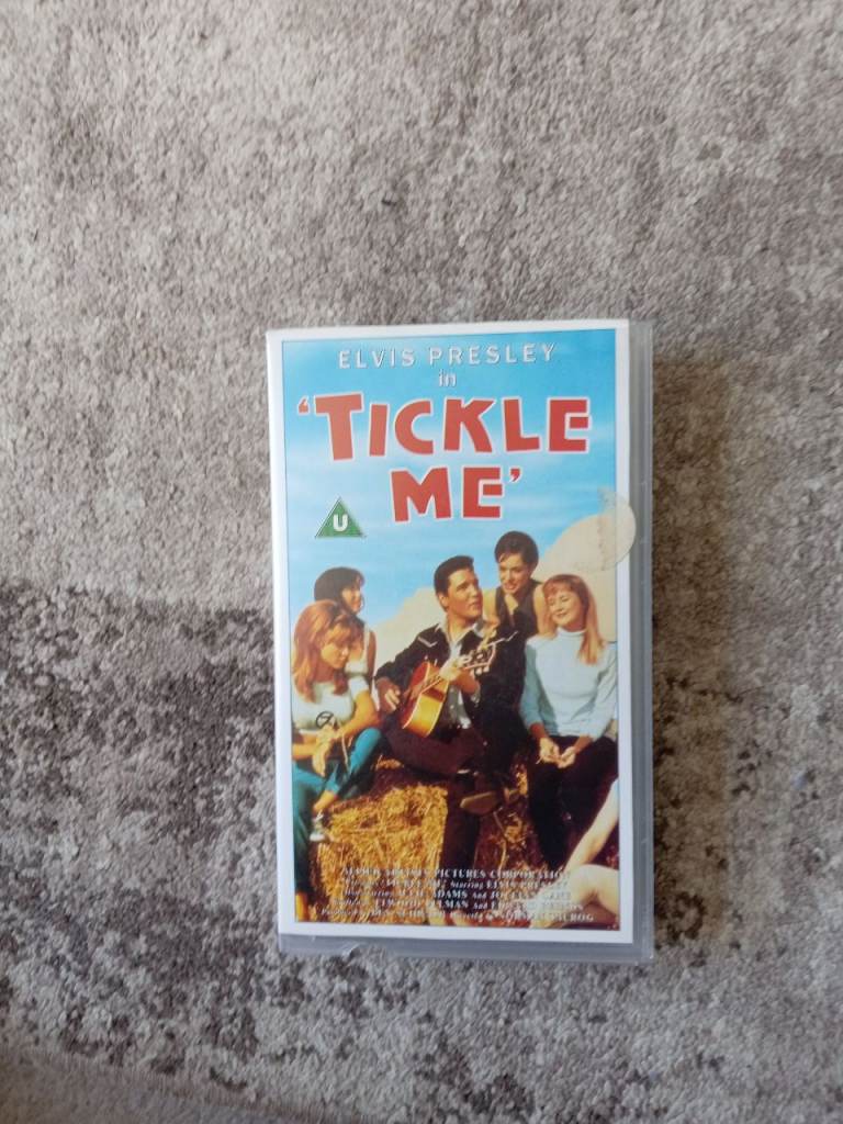 Elvis presley tickle me 