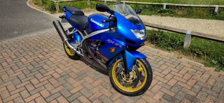 Kawasaki, Ninja ZX 9, 1999, 899 (cc)