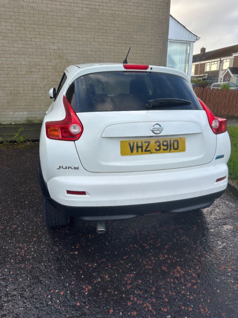 Nissan, JUKE, Hatchback, 2014, Manual, 1461 (cc), 5 doors