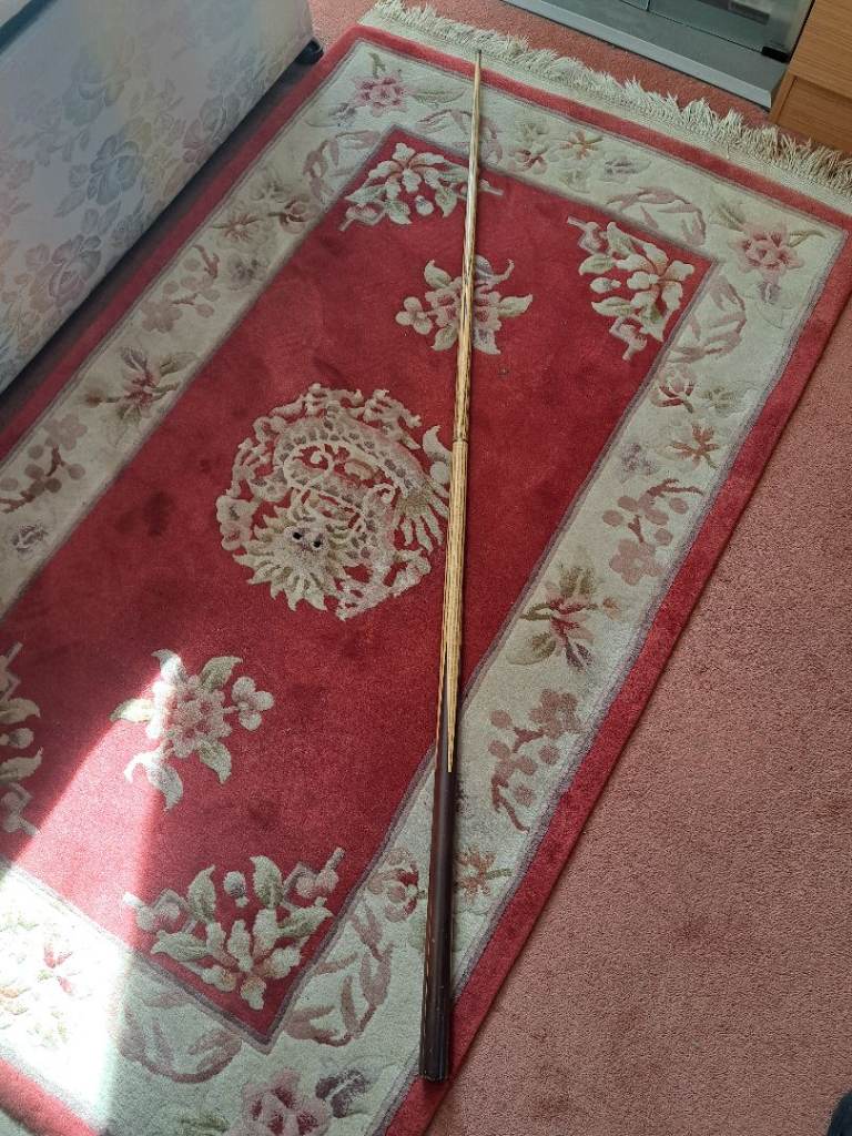 Snooker cue