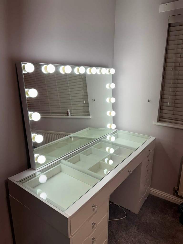 White Vanity Desk with Lights