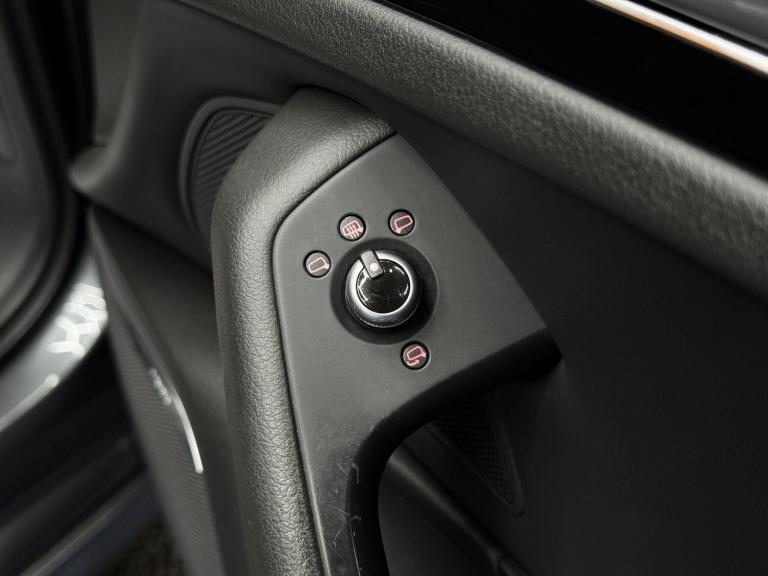 2013 Audi A6 3.0 TDI Quattro Black Edition 5dr S Tronic ESTATE DIESEL Automatic