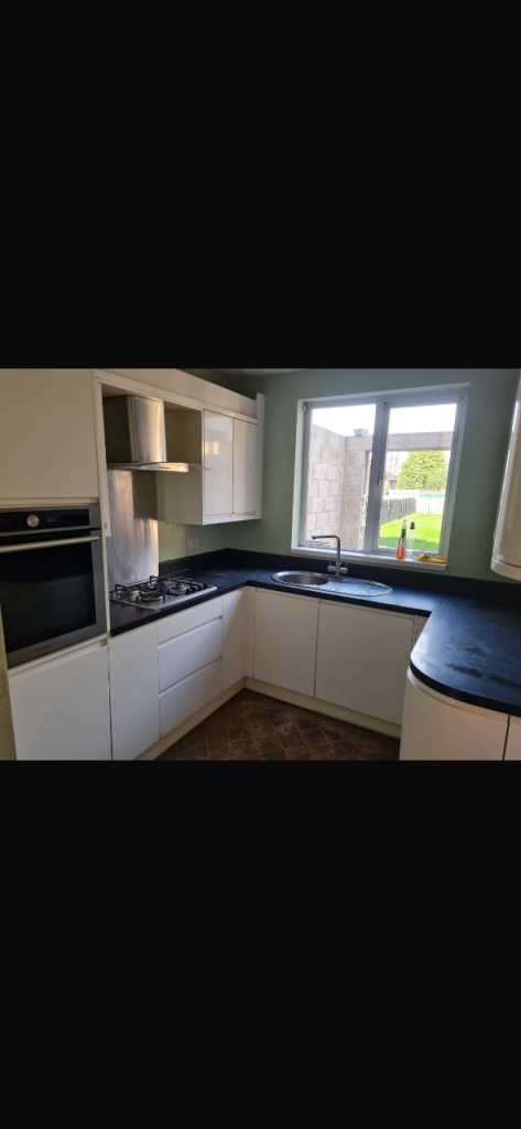 Complete Kitchen Unit for sale