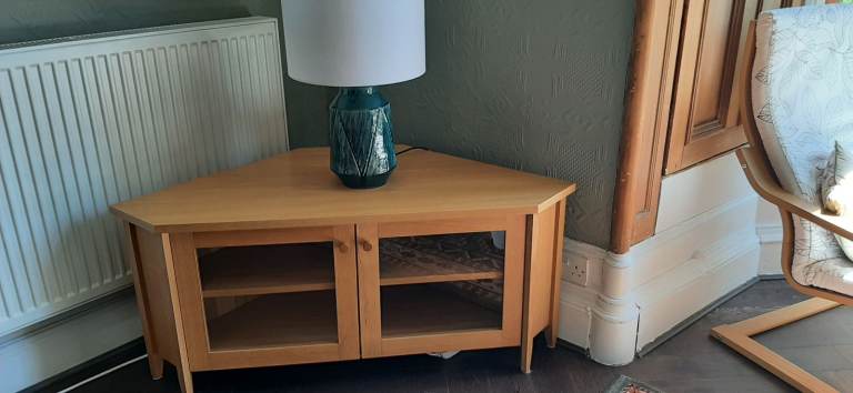 Corner TV unit