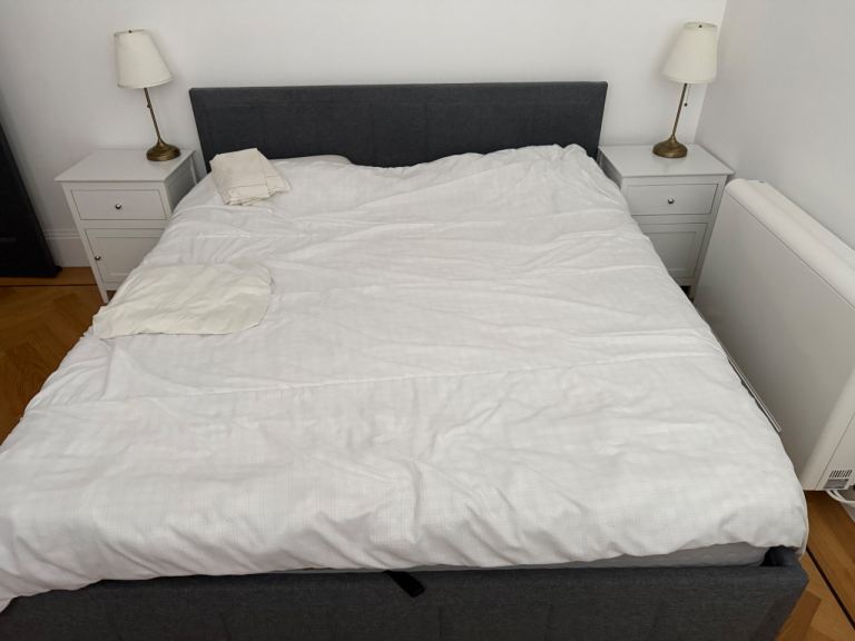 🛏️ King Size Bed with Mattress – Complete Sete