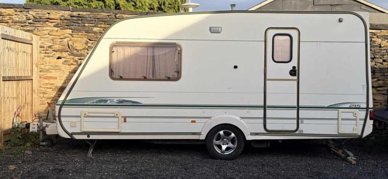 2003 Ford ABBEY GTS 215 CARAVAN Touring Caravan  Specialist/Other Manual