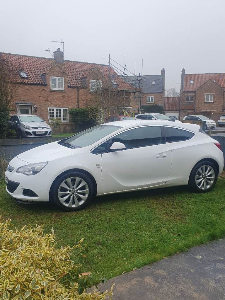 Vauxhall, GTC, Hatchback, 2015, Other, 1364 (cc), 3 doors