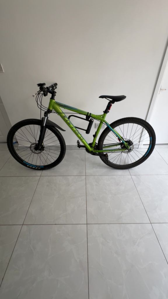 Green Mountain Bike – Good Condition, Disc Brakes