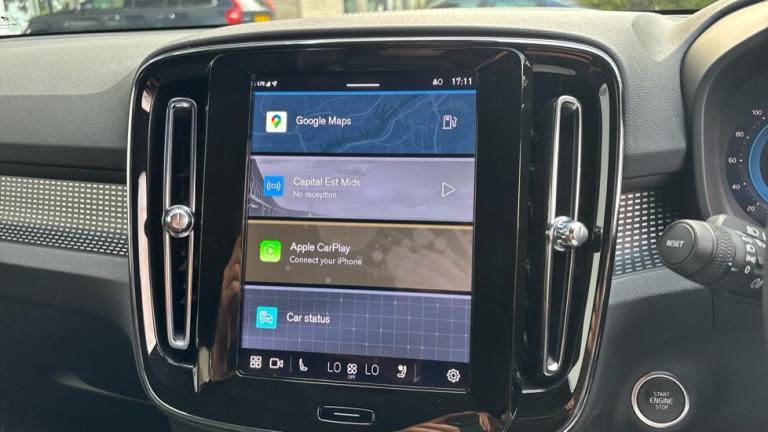 2025 Volvo XC40 Ultra, B4 Mild hybrid, Petrol, Dark Estate Petrol Automatic