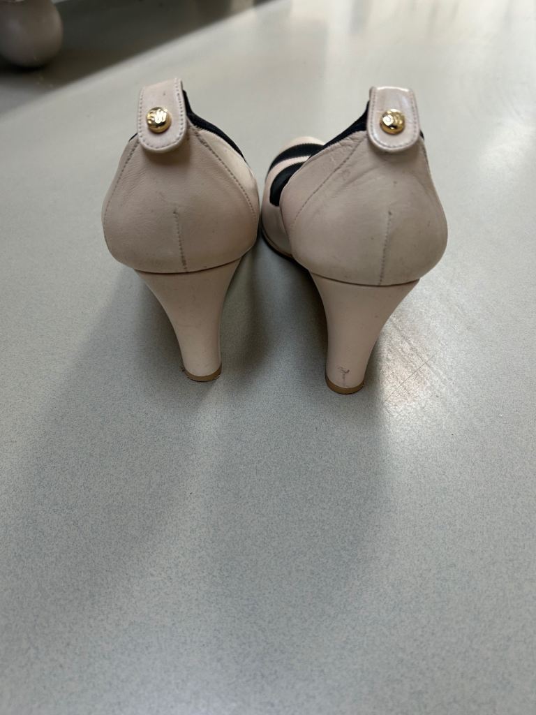 Stuart Weitzman  for Russell & Bromley, 7, cream leather shoes, 