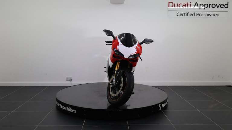 DUCATI 1198 S CORSE - 2010 - 11000 MILES