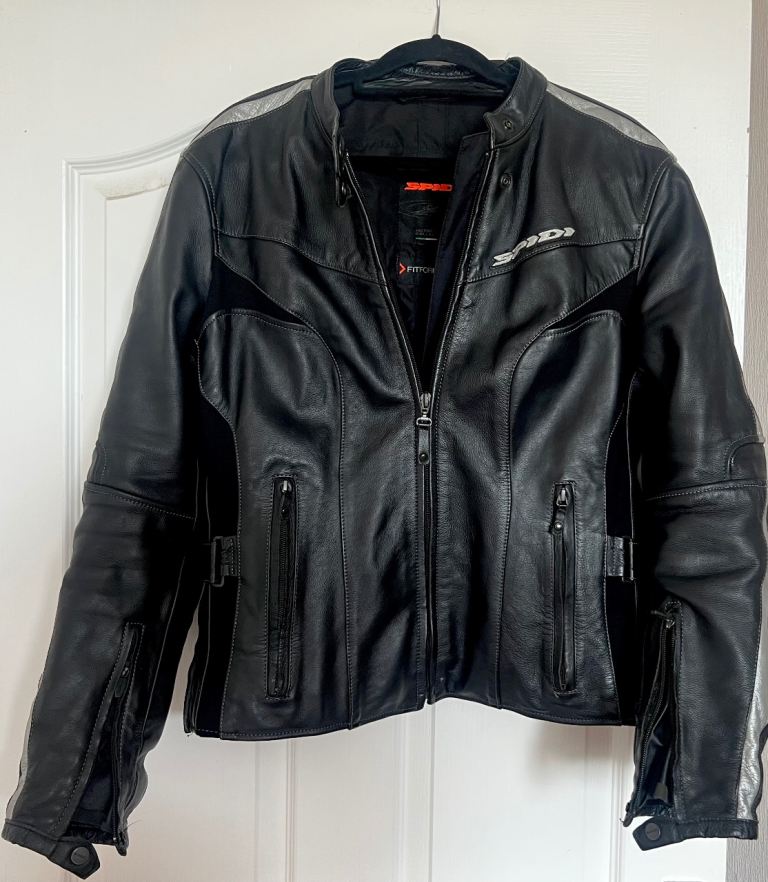 Reduced price!!! Stunning Ladies Italian Leather Motorbike Jacket