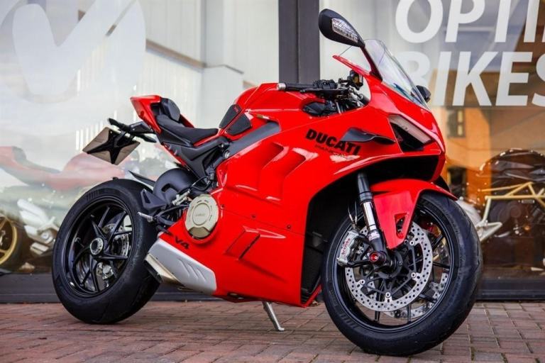 Ducati Panigale V4 1 OWNER ! LOW MILES ! STUNNING