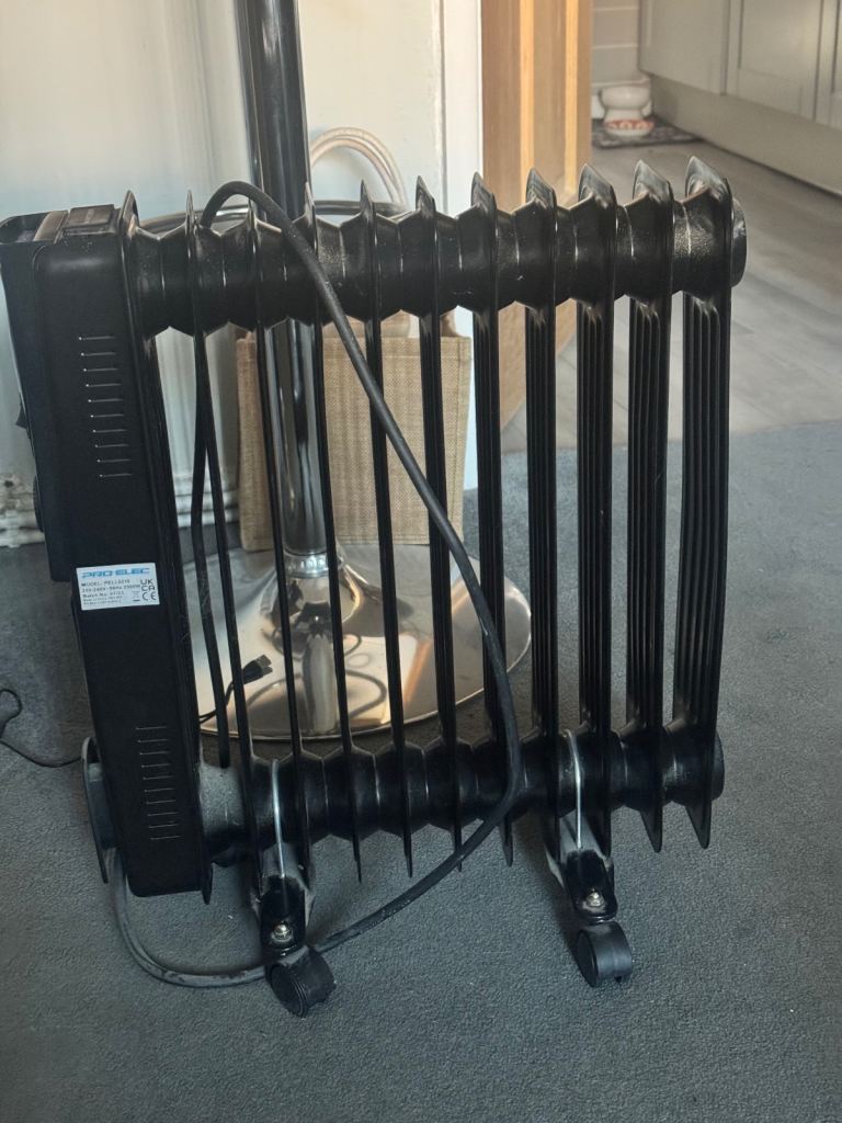 Plug in oil radiator 