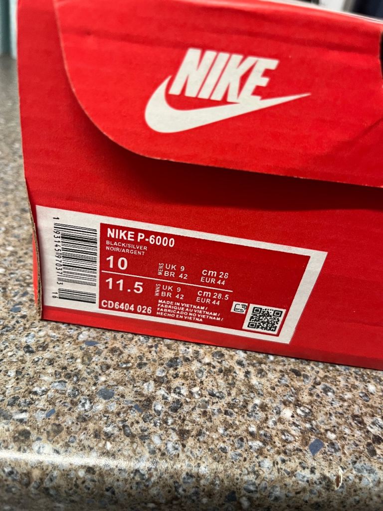Nike P-6000 Trainers – Black, UK Size 9, Brand New