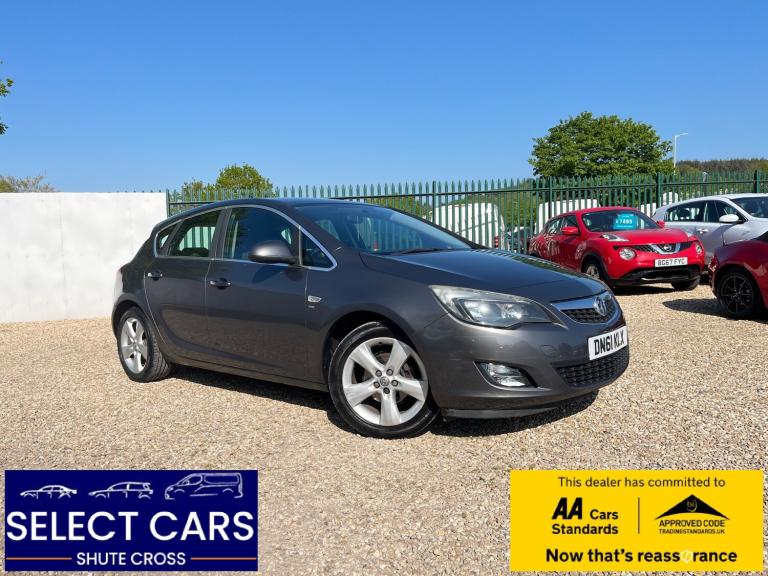 2011 Vauxhall Astra 1.6 16v SRi Hatchback 5dr Petrol Auto Euro 5 (115 ps)