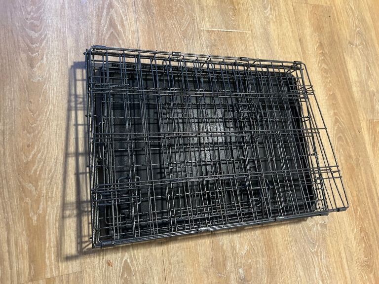 New dog cage 