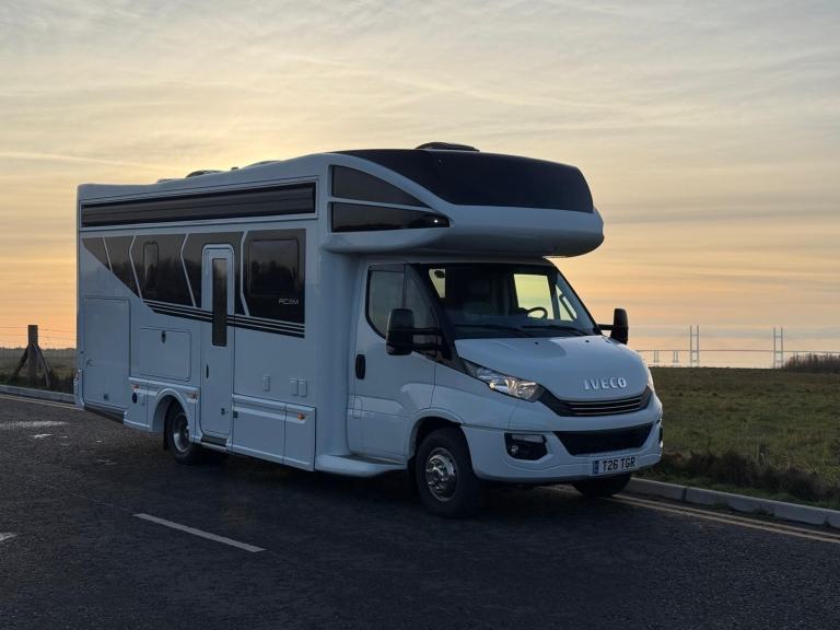 RC Motorhomes RC8M