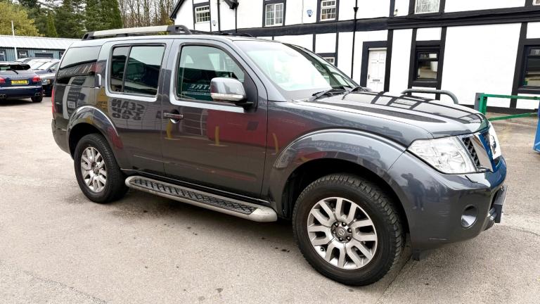 2012 Nissan Pathfinder 2.5 dCi Tekna 5dr ESTATE Diesel Manual