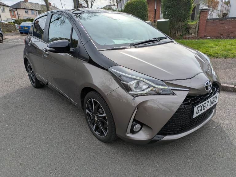 2017 Toyota Yaris Bi-tone edition 1.5L VVT-i 