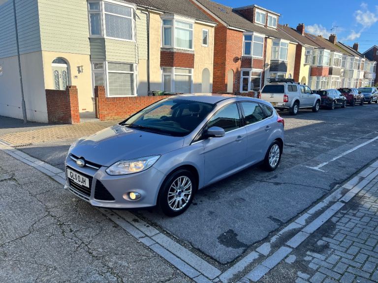 FORD FOCUS TITANIUM NEW MOT 1.6 PETROL PORTSMOUTH 