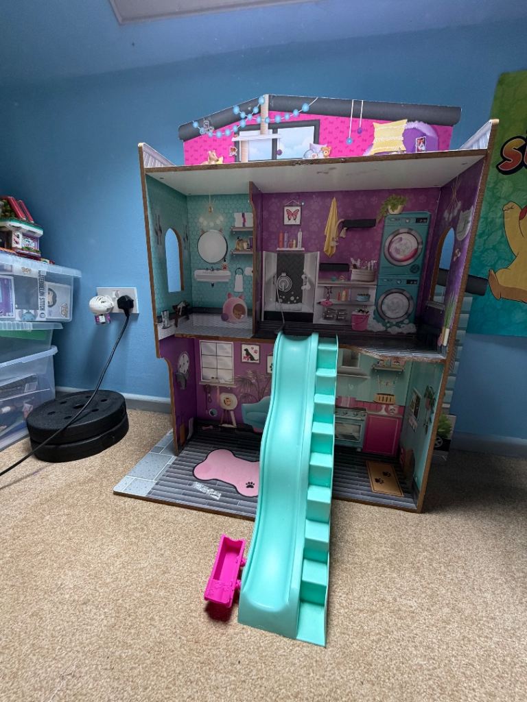 KidKraft Purrfect Pet Wooden Dollhouse