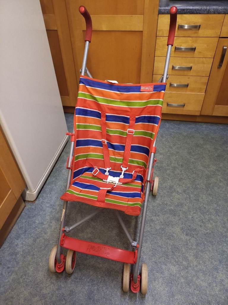 RED KITE FOLDING PUSHCHAIR