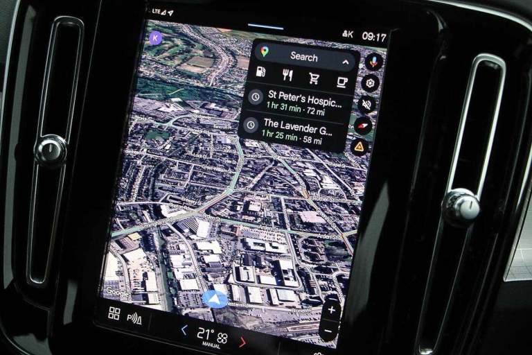 2022 Volvo XC40 2.0 B3P Core 5dr Auto ESTATE Petrol/Electric Hybrid Automatic