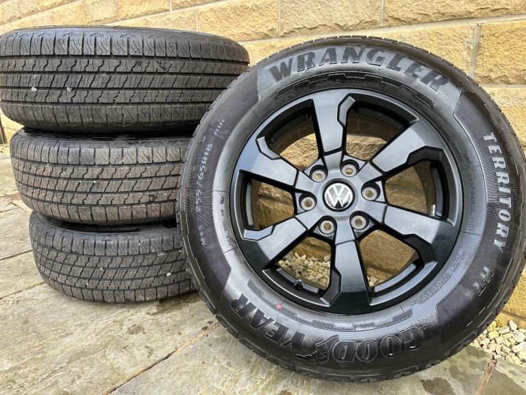 Genuine Volkswagen Amarok / Ford Ranger black 18" Alloy wheels & 9mm+ Goodyear Wrangler HT’s!