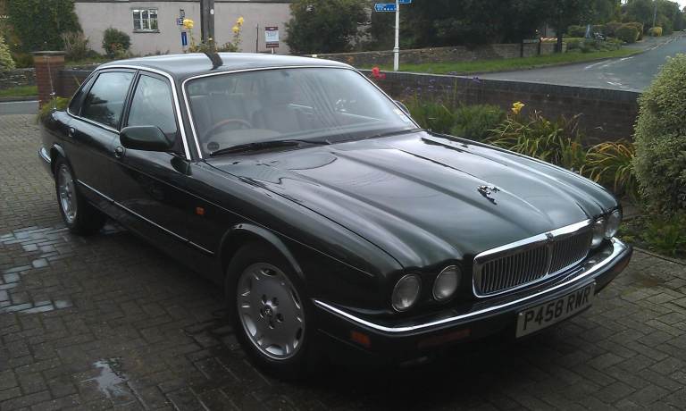 Jaguar xj executive saloon (x300)