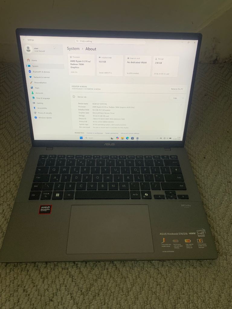 Ryzan gaming laptop. 