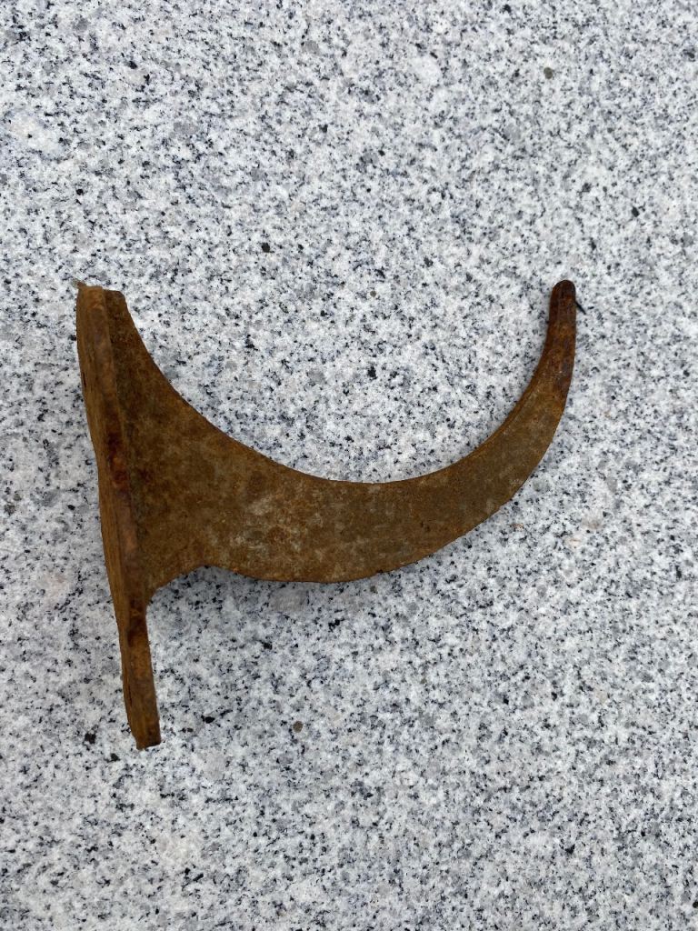 Cast Iron 6" Gutter Brackets – Ideal for Old House Renovation