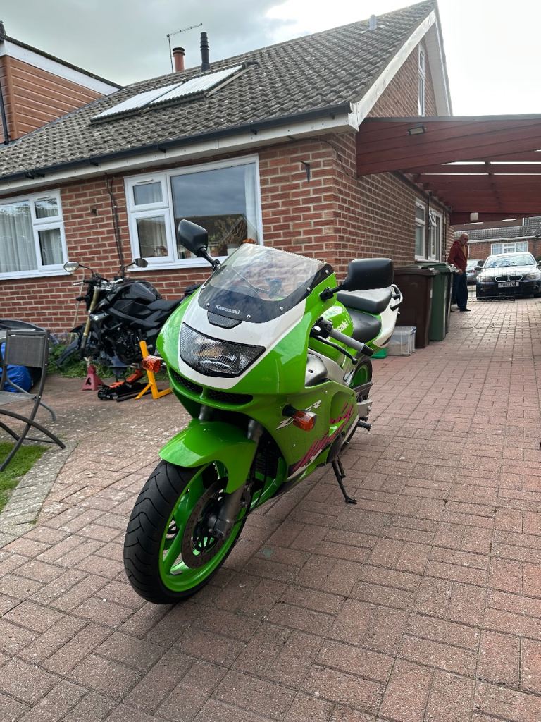 Kawasaki, Ninja ZX 6, 1997, 599 (cc)