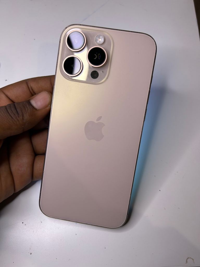 iPhone 16 Pro Max Gold 256GB