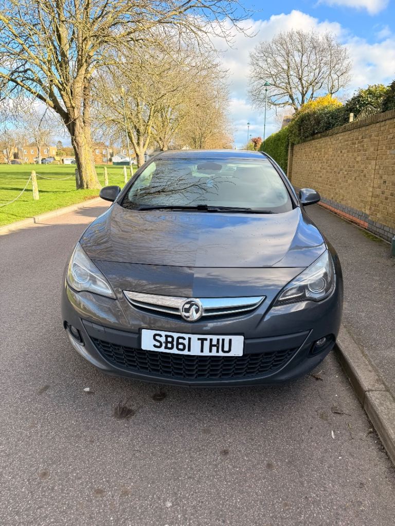 Vauxhall, ASTRA GTC, Hatchback, 2011, Manual, 1364 (cc), 3 doors