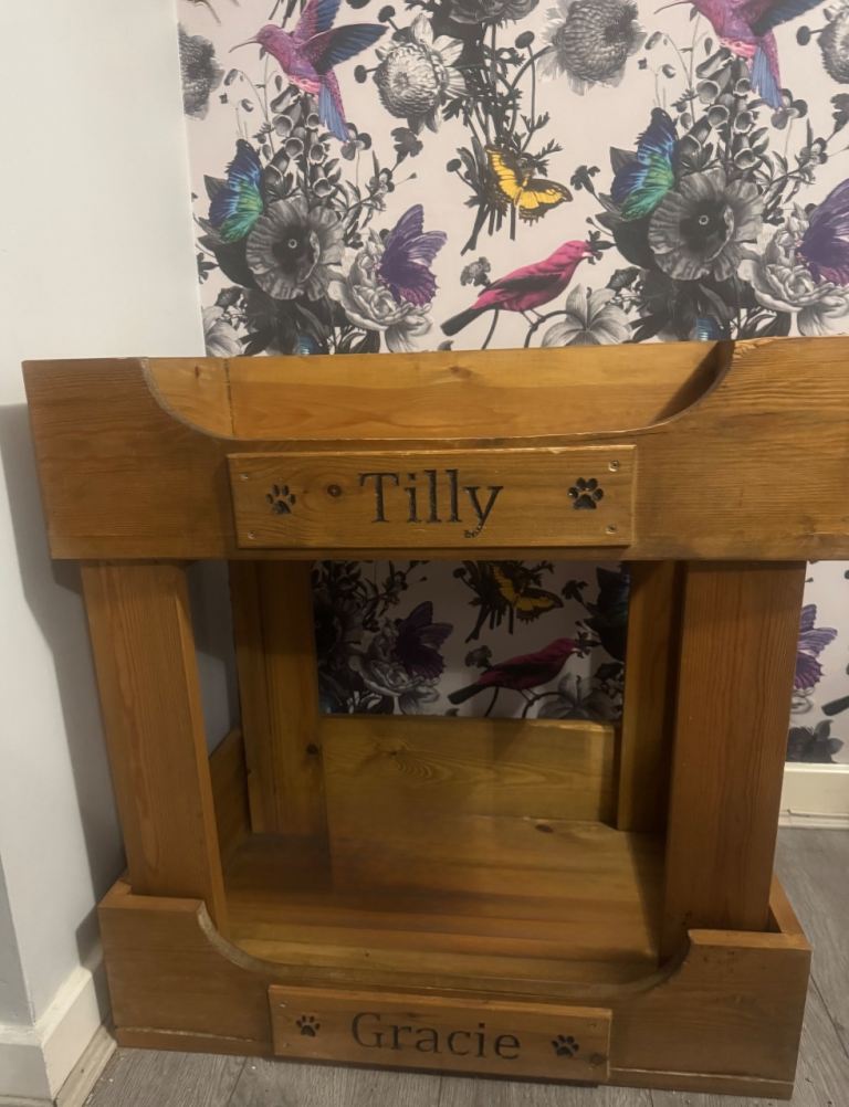 Wooden dog beds /bunkbeds 