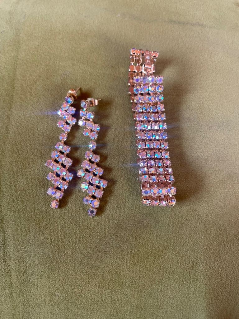 Vintage earrings and bracelet set 