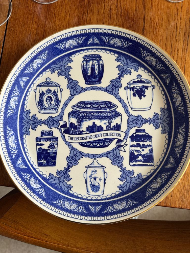Ringtons collectable plate 