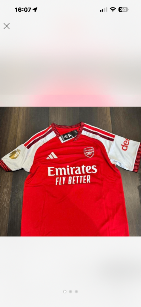 New Adidas Arsenal 'Champions 26' Football Shirt Size (Large ) 