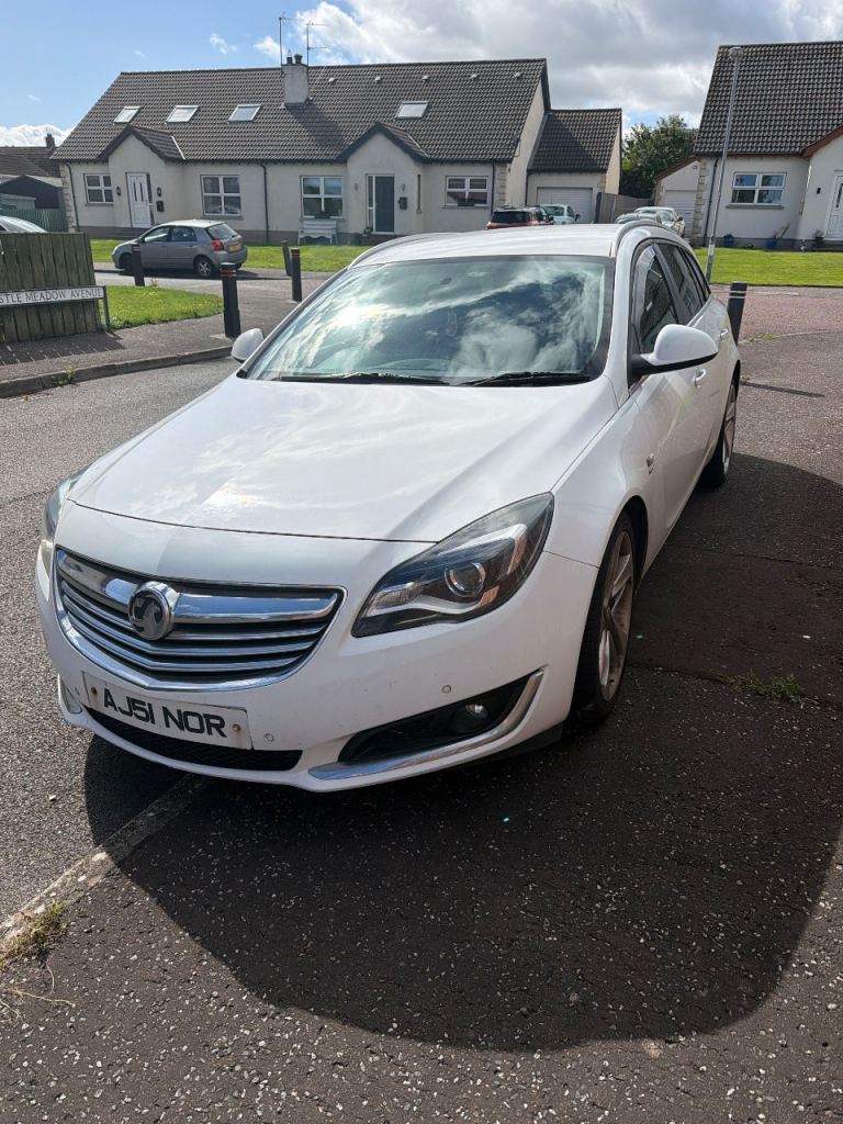 Vauxhall, INSIGNIA, Estate, 2013, Manual, 1956 (cc), 5 doors