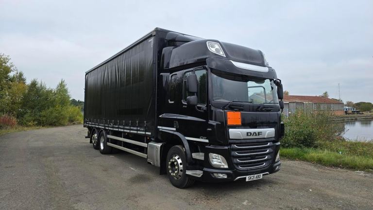 2021 DAF Trucks CF 370 6x2 26T Curtainsider with Tail Lift