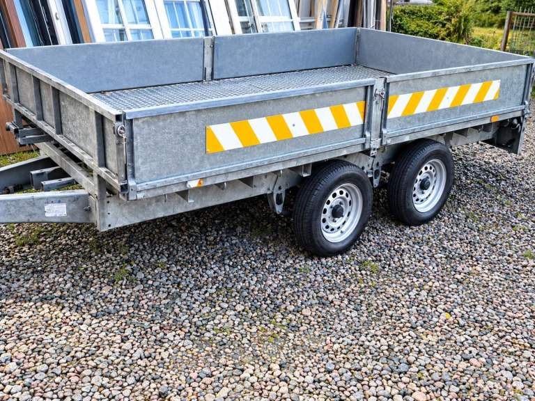  Ifor  William   12 x6.6 