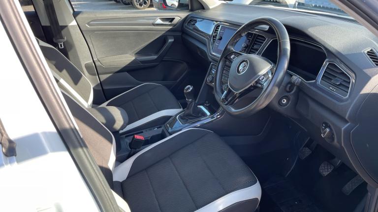 2018 Volkswagen T-Roc 1.6 TDI SEL 5dr HATCHBACK DIESEL Manual