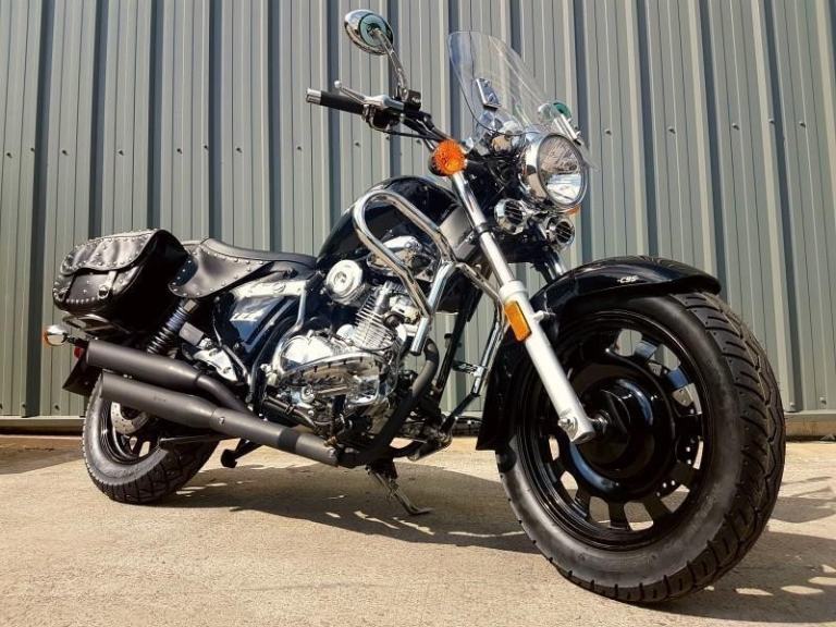 KEEWAY SUPERLIGHT SE 125