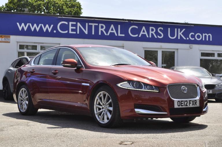 2012 Jaguar XF 2.2 XF Premium Luxury D Auto 4dr Saloon Diesel Automatic