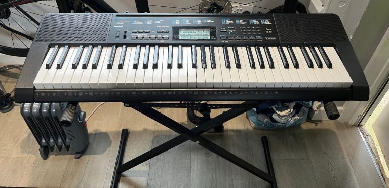 Casio CTK-2300 Electronic keyboard