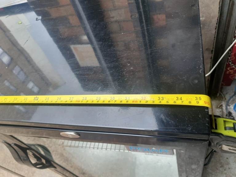 Back Bar Fridge Polar 2 Doors Working 90cm wide dept is 50cm - 22/12